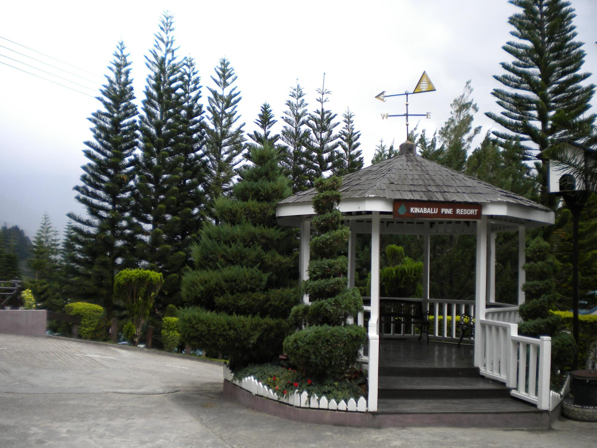 Kinabalu Pine Resort Kundasang Bagian luar foto